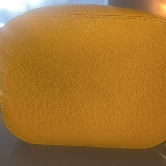 Tory Burch Emerson Yellow Crossbody - Picture 2 of 3